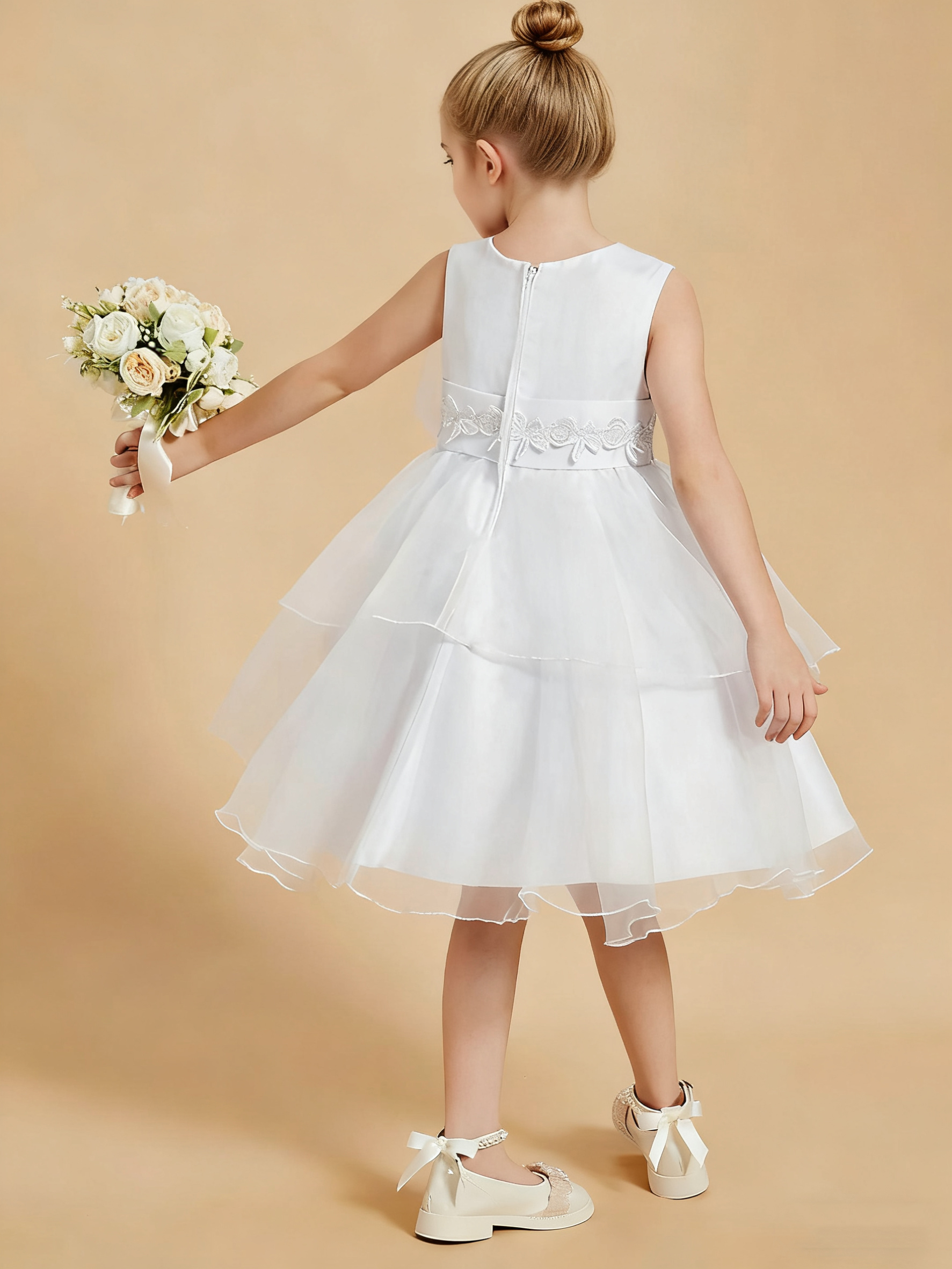 Jirocum Adorable Knee-Length Flower Girl Dresses with Bowknot Accents White